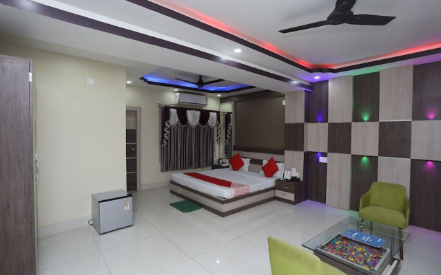 OYO 25006 Hotel Tr Palace
