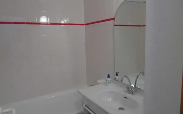 Lou Services Apartment M3-218 LSI 001