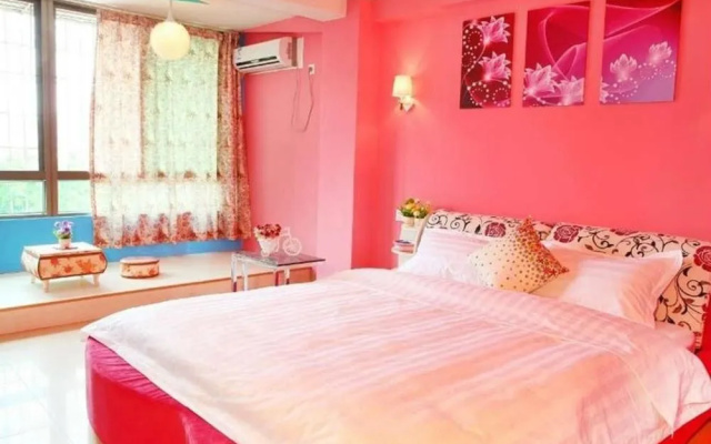 Xiamen Bloom Pinellia Holiday Home