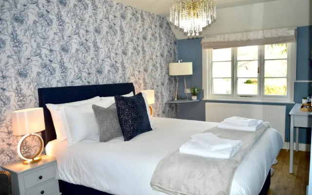 The Nest Hotel and Restaurant