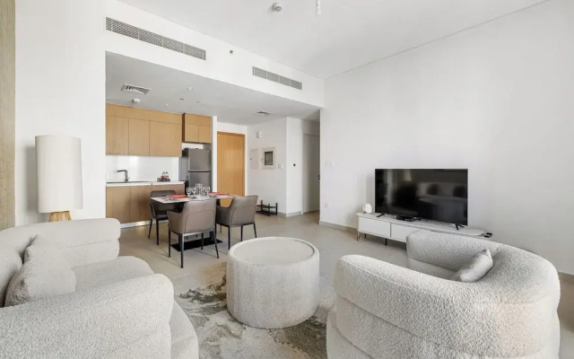 1BR Creek Beach Access