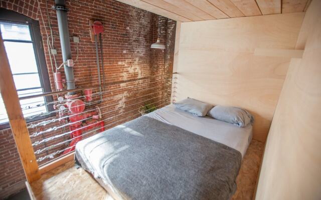 Отель PodShare DTLA Arts District - Hostel США, Лос-Анджелес - отзывы, цены и фото номеров - забронировать отель PodShare DTLA Arts District - Hostel онлайн комната для гостей