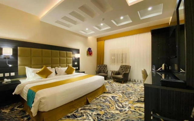 Platinum Hotel