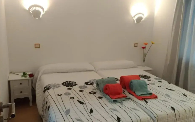 Apt Cardoso 3 ao lado da Praia Peneco