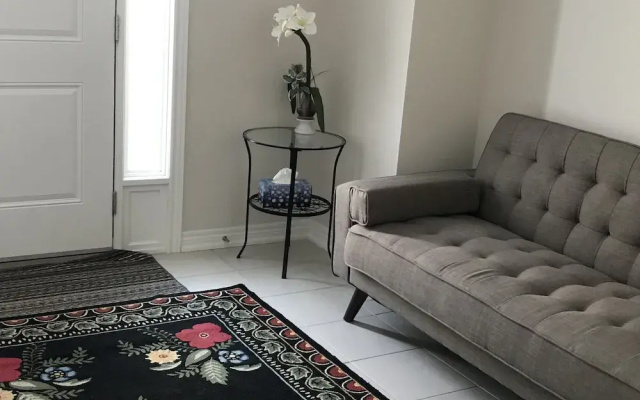 Private Waterview Town House