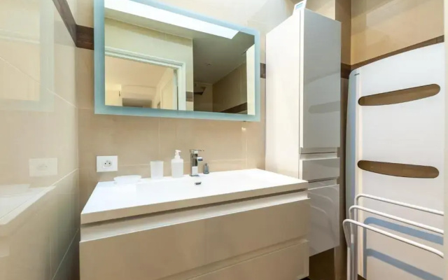 Beau duplex - Haut de gamme Place Morny - 75m2