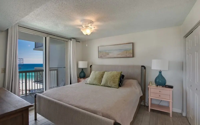 Pelican Beach 1518 2 Bedroom Condo by Pelican Beach Management