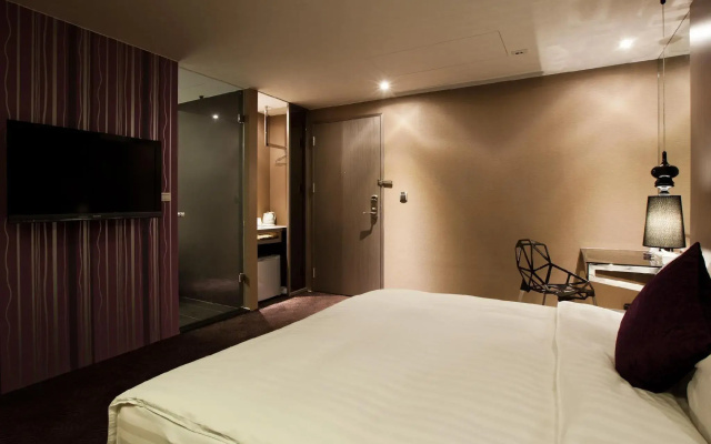 Green Hotel