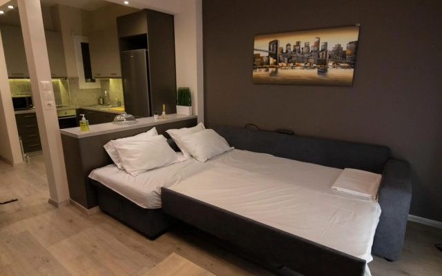 Luxury apartment 10’ from the center!