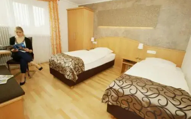 Hotel-Pension Berg Caf