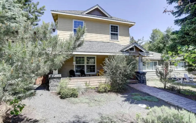 Westside Walkable-AC-3BR/2.5BA