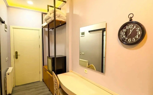 Brick House Hotel
