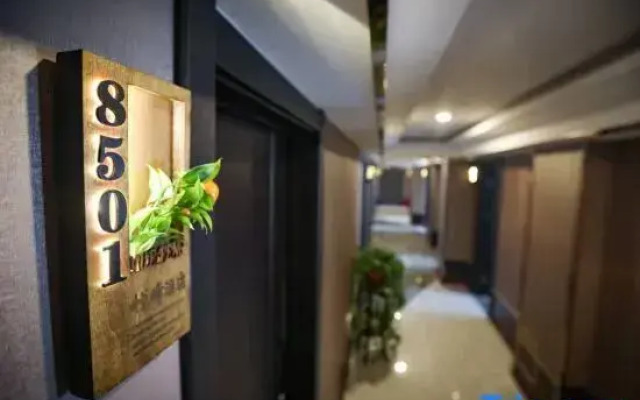 Yuefeng Hotel (Tangshan Yutian Nuanquan Road)