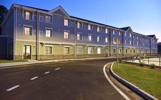 Tiverton Casino Hotel