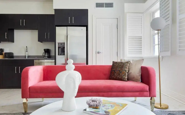 Deluxe Canal Street 2BR Suites by Sonder