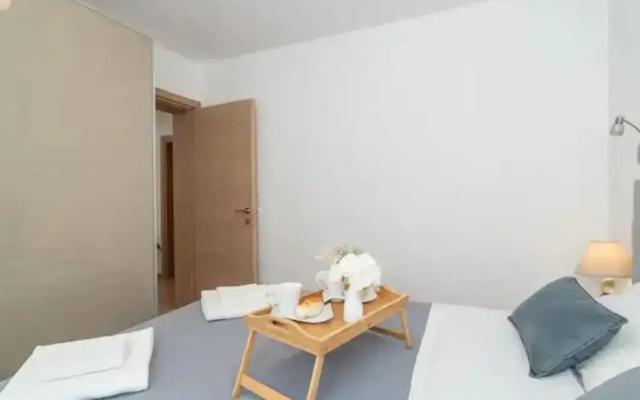 Apartment Tomic