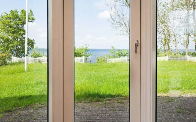 6 Person Holiday Home in Praesto