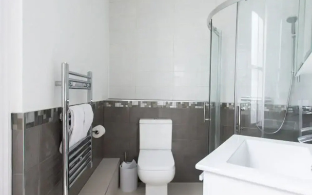 The Mayfair Parade - Trendy 1bdr Pied-a-terre in Mayfair