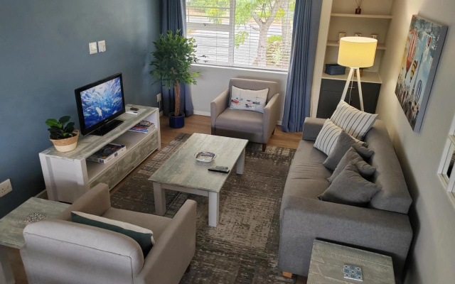 Leafy Retreat Kenridge Trendy