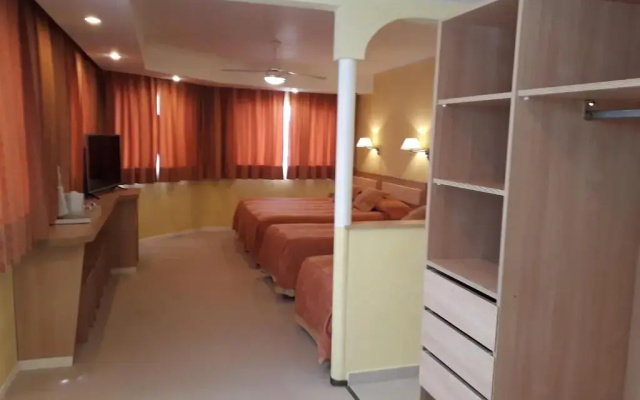 Hotel Colonos