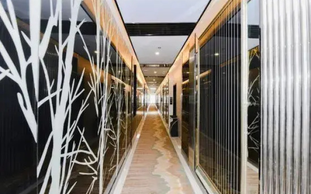 Qingmu Hotel (Nanjing Pukou Tianruncheng Subway Station)