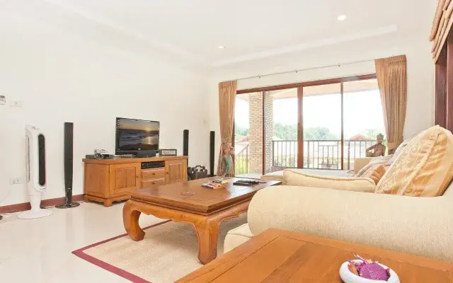 Loch Palm Villa B
