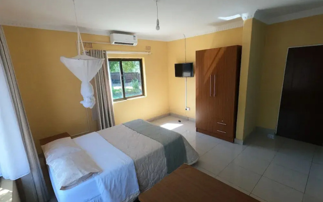 Main Stream Beach Villa