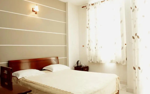 YaYa Hotel