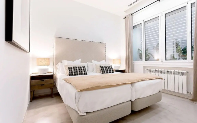 Modern 2 BD Duplex in Front of Atocha Train Station Atocha II