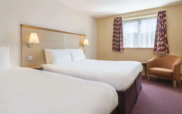 Days Inn by Wyndham Winchester M3