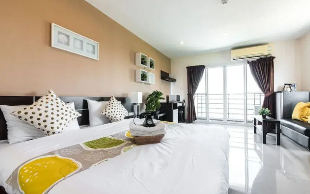 Grand Holiday Residence