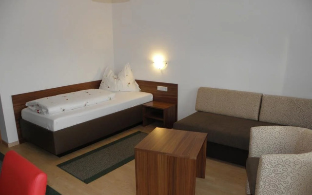 Hotel-Gasthof Stoff