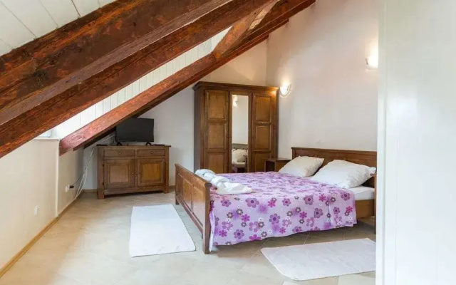 Gradac Apartment