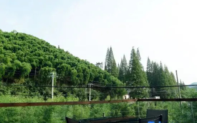 cloud river moganshan villa