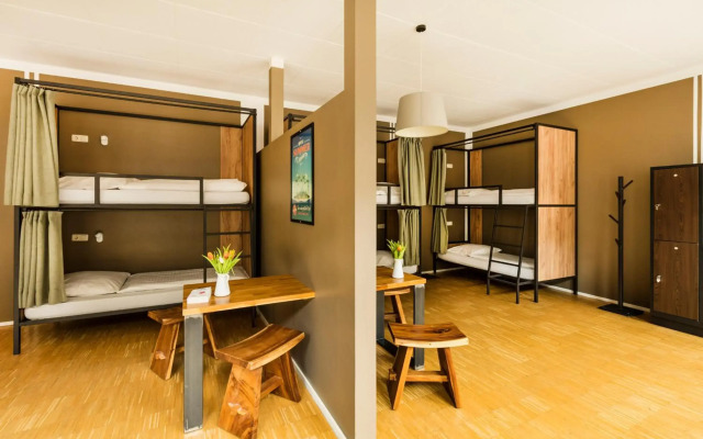 Five Reasons Hotel & Hostel
