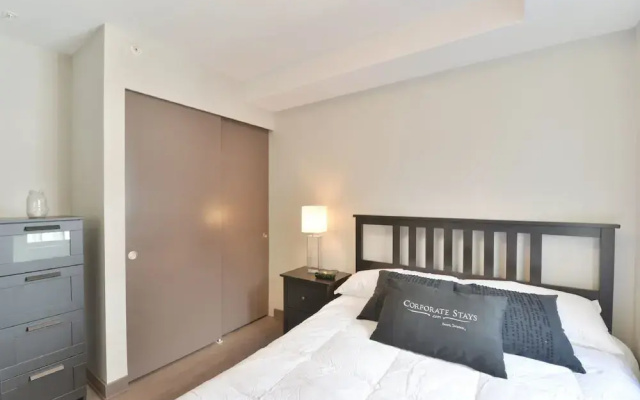Lisgar Street Apartments by CorporateStays