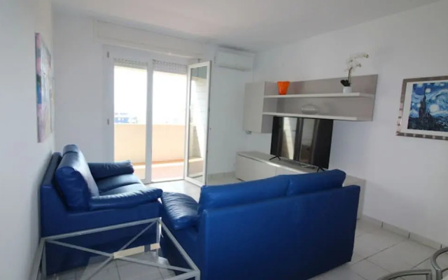 Top Floor Apartment With sea View