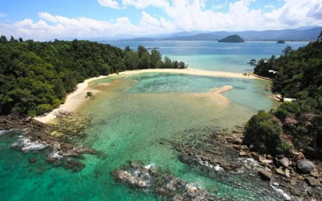 Sunborneo Island Resort