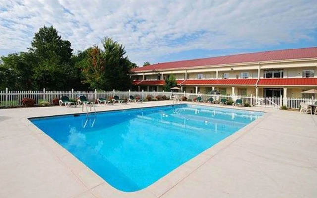 Greeneville Inn and Suites