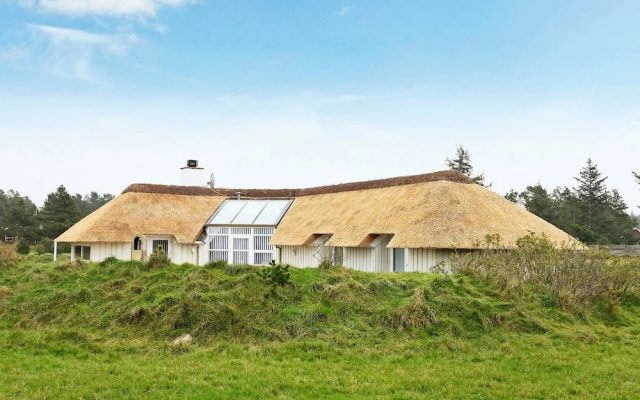 Serene Holiday Home in Vejers Strand With Whirlpool