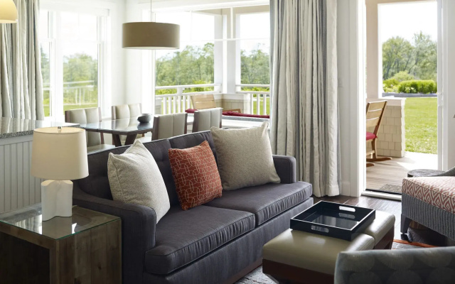Inn By The Sea