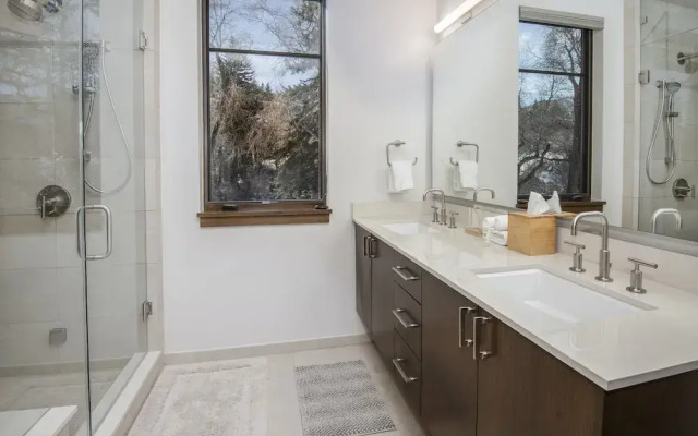 13 Waterfront Way 4 Bedroom Home