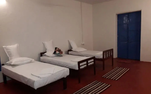 Hotel Dhuni Resorts goa