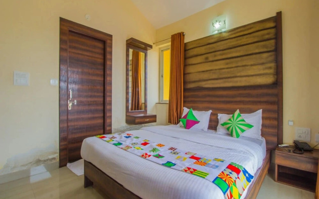 Oyo 16641 Home Ocean view 2BHK Dabolim