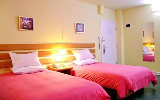 Euge Hotel