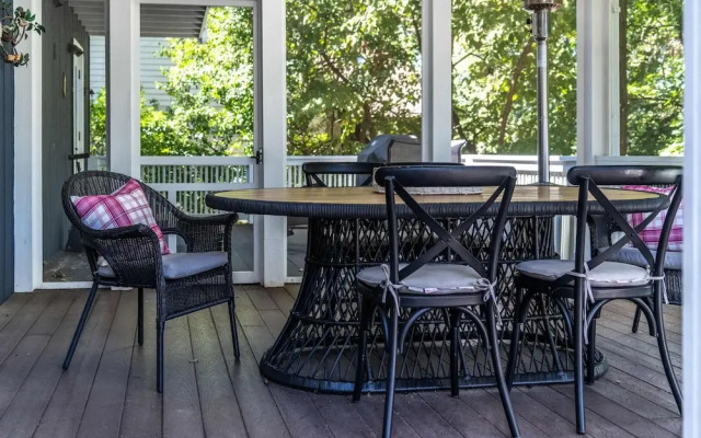 Gorgeous 4 BDR Home in Popular Abbey Springs!