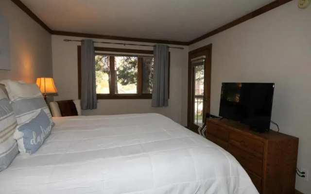 Mountainback #50, pet friendly