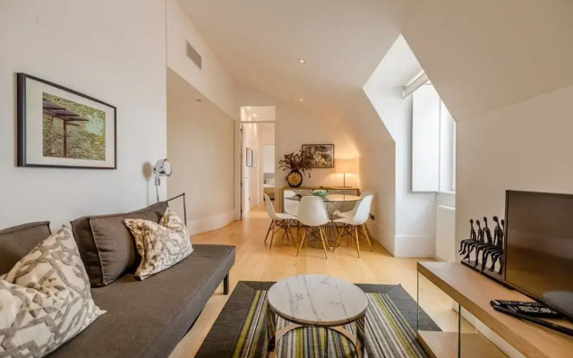 Modern Apartment in the Heart of Alfama