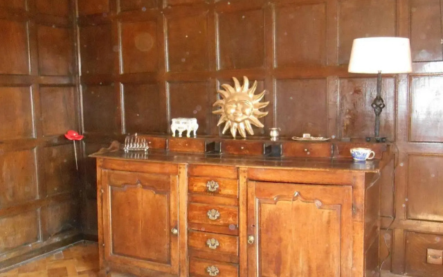 Low Hall