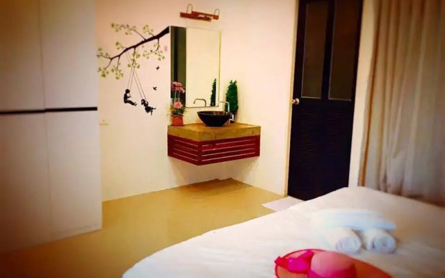 Chalong Home
